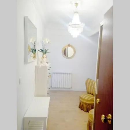 4 Playa Surf Cine- Parking Y Terraza * סן סבסטיאן