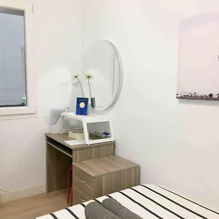 4 Playa Surf Cine- Parking Y Terraza * סן סבסטיאן