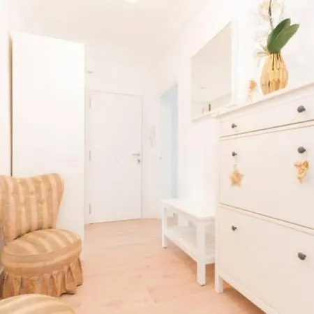 4 Playa Surf Cine- Parking Y Terraza Σαν Σεμπαστιάν