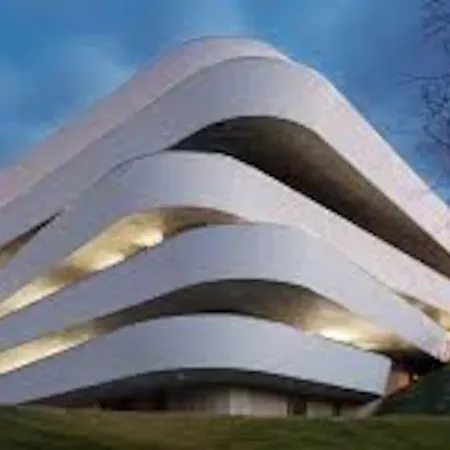 4 Playa Surf Cine- Parking Y Terraza * サン・セバスティアン