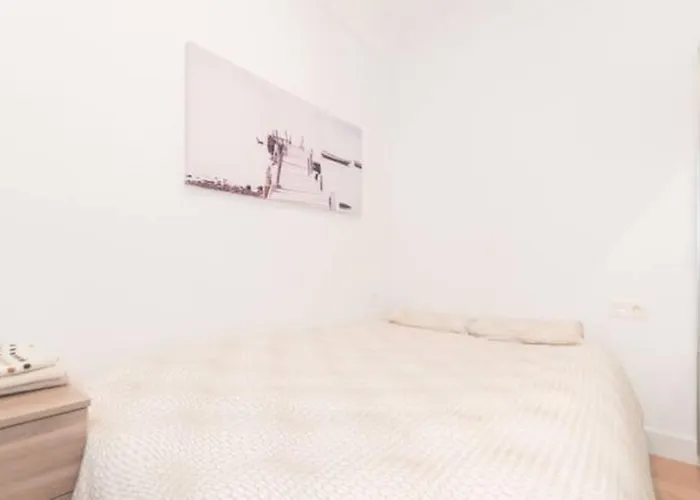 4 Playa Surf Cine- Parking Y Terraza 圣塞瓦斯蒂安