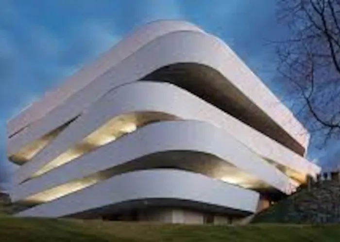 4 Playa Surf Cine- Parking Y Terraza * 圣塞瓦斯蒂安