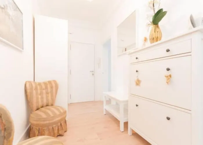 4 Playa Surf Cine- Parking Y Terraza סן סבסטיאן